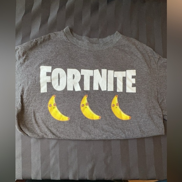 Fortnite XL Kids Grey tee baggy fit casual wear gaming vids short sleeve banana - Picture 3 of 4